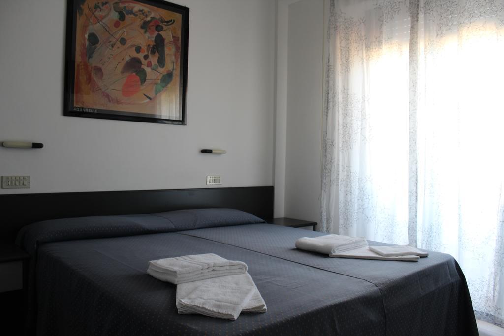 Hotel Grand Meeting Rimini Exterior photo